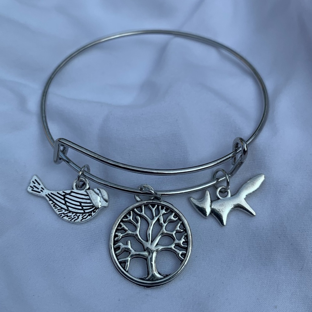 Brand New! Handmade! Adjustable Charm Bangle Bracelet! - Picture 2 of 5